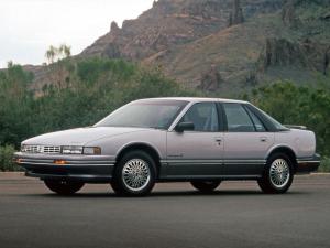 Oldsmobile Cutlass Supreme SL Sedan